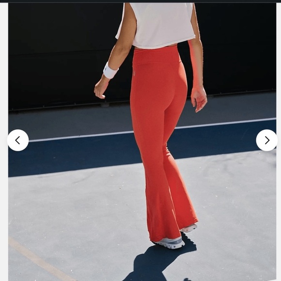 NWOT Free People Movement XS/S Good Karma Flare Leggings Red No Logo New Pants - Picture 2 of 5